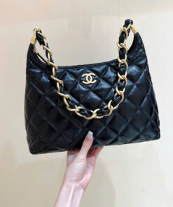 CHANEL HOBO BAG - BLACK - SHINY LAMBSKIN - GOLD