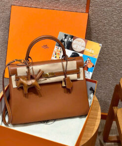 HERMES KELLY – 32 – GOLD – SWIFT – GHW
