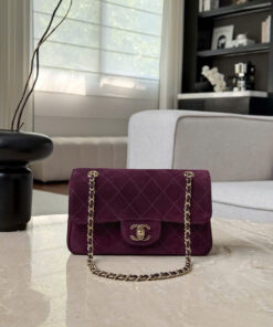 CHANEL MAXI FLAP BAG – MINI – BURGUNDY – SUEDE – GOLD