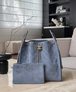 CHANEL 25 – MEDIUM – BLUE – SUEDE CALFSKIN – GOLD