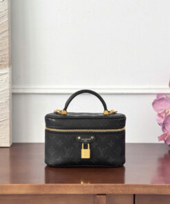 LV VANITY CHAIN POUCH – BLACK – CALFSKIN – GOLD