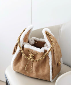 CHANEL 25 SMALL - BEIGE - SHEEPSKIN - GOLD